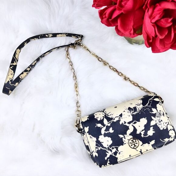 ♥️ Tory Burch leather crossbody ♥️ - Picture 1 of 5